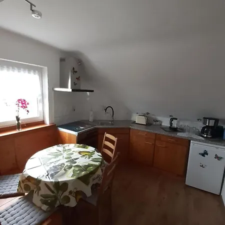 Lägenhet Zur Alten Drechslerei By Interhome Freital